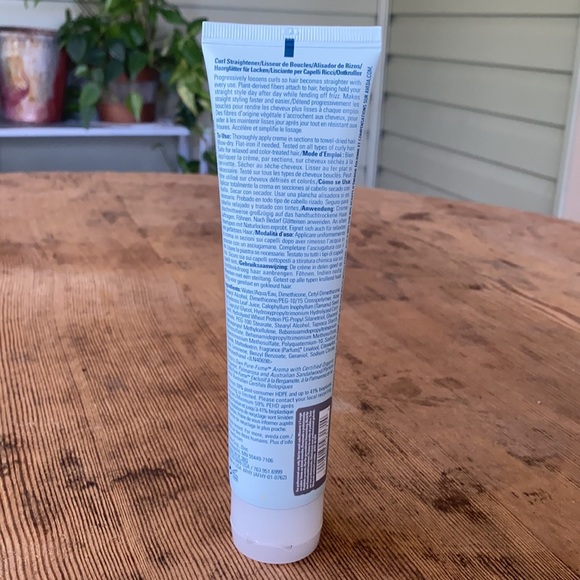 Aveda smooth infusions naturally straight - Picture 2 of 2